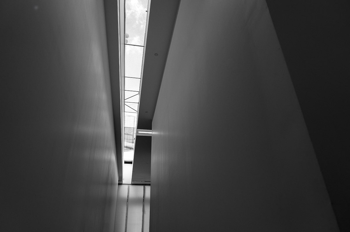 黄山地产广告雷人创意大赏:营销人的搏出位实战手册!